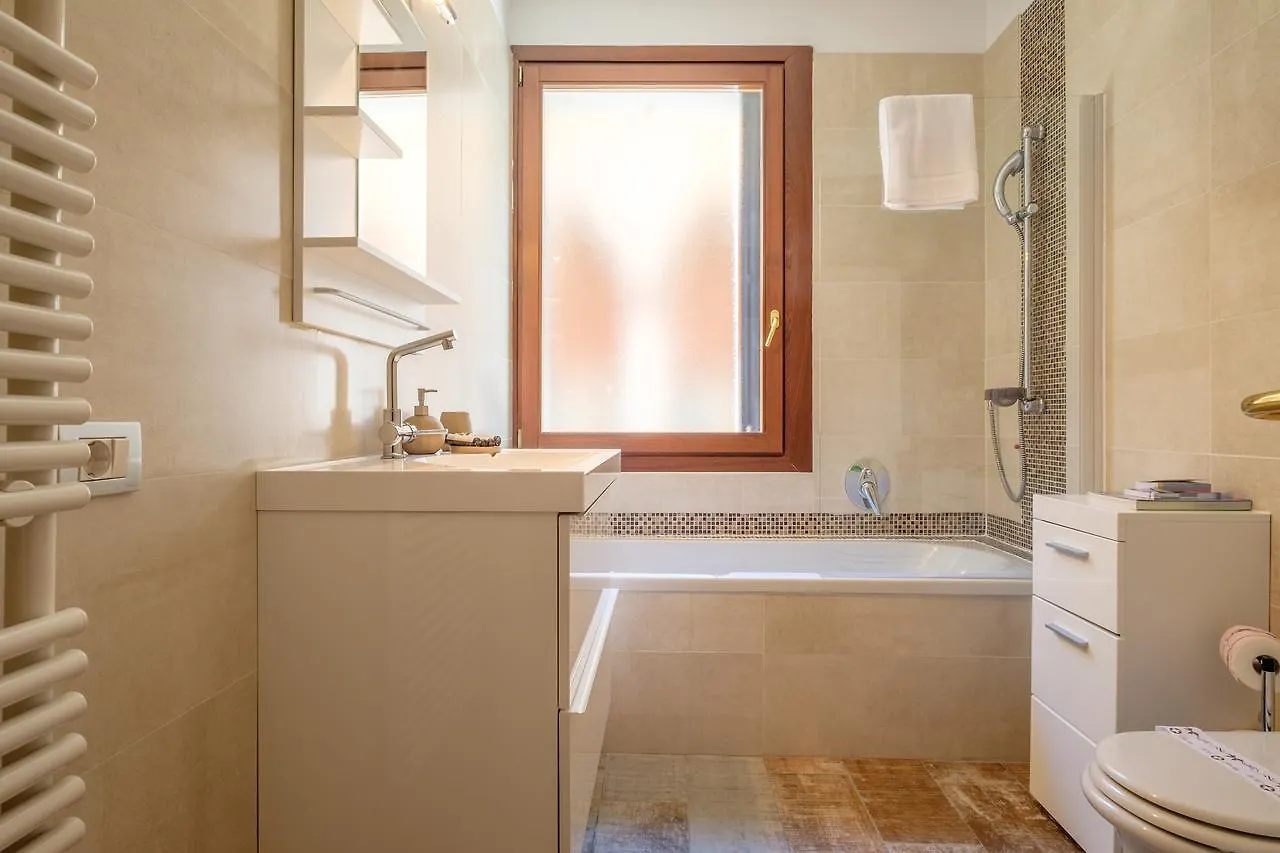 Casa Verona Venice 0*,  Italy